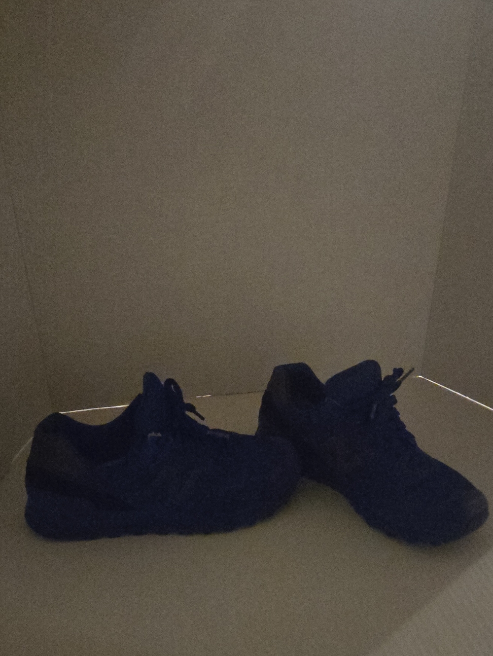 New Balance Women's Royal Blue Sneakers with Black Accents - Picture 2 of 4